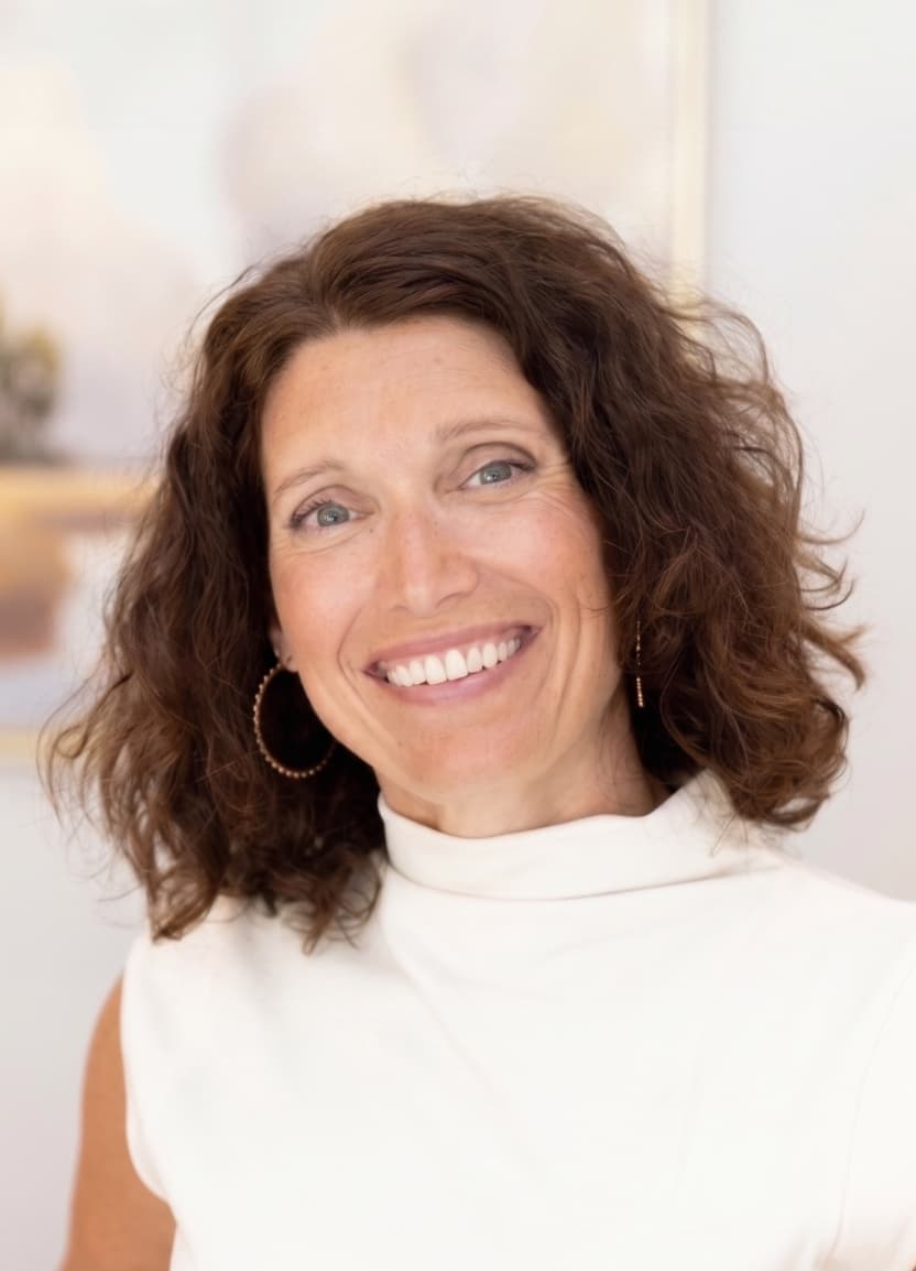 Lori Haynes headshot